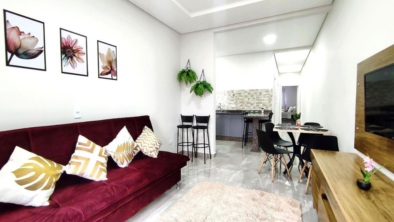 Linda Casa Proxima Cataratas/aeroporto/wifi/garagem Сasa de vacaciones Foz do Iguaçu