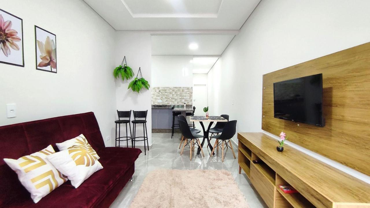 Linda Casa Novissima Proxima Cataratas/aeroporto/wifi/garagem Holiday home