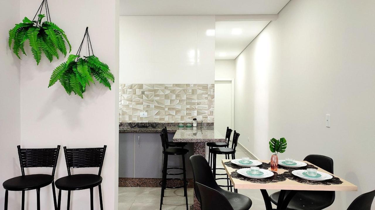 Сasa de vacaciones Linda Casa Novissima Proxima Cataratas/aeroporto/wifi/garagem Foz do Iguaçu